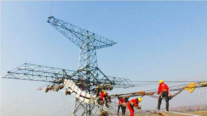 錫盟—泰州±800千伏特高壓直流輸電線路工程江蘇段線路架設(shè)接近尾聲