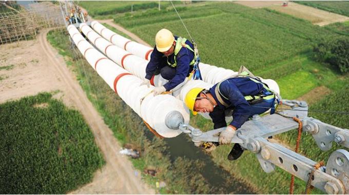 蒙西-天津南1000千伏特高壓線路18標段全線貫通