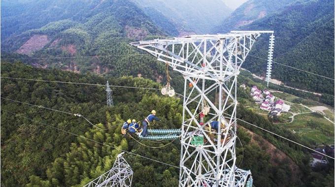 加緊建設安徽寧國至黃山吳川變電站220千伏輸電線路