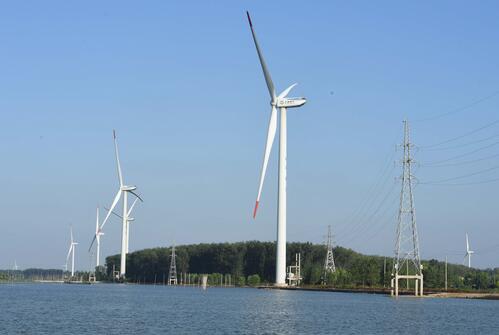 安徽首個湖面風電場發電量超過40億千瓦時